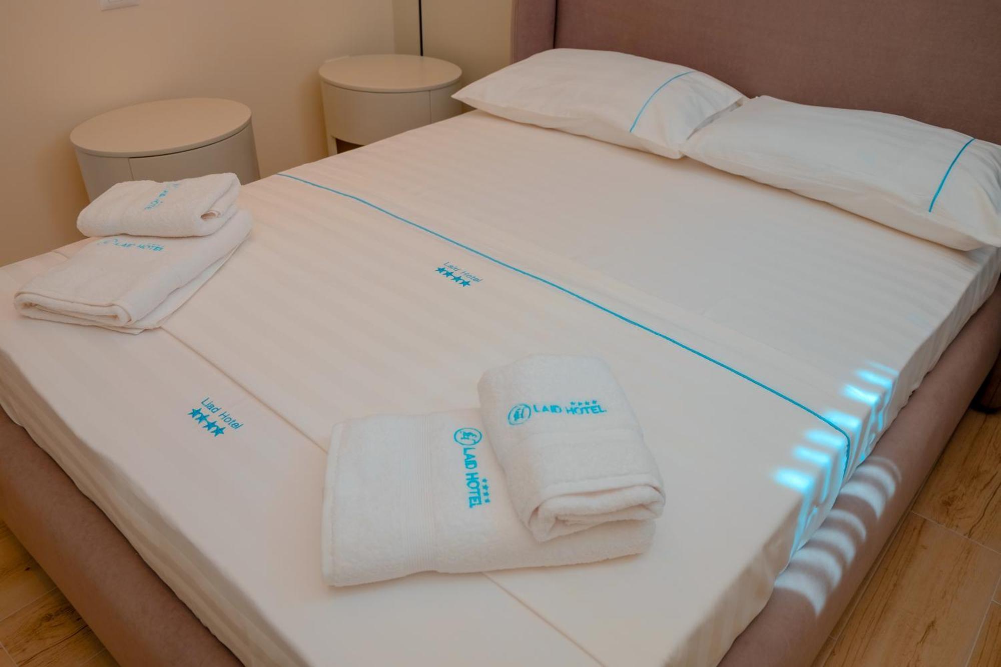 Vlorë Laid Hotel מראה חיצוני תמונה
