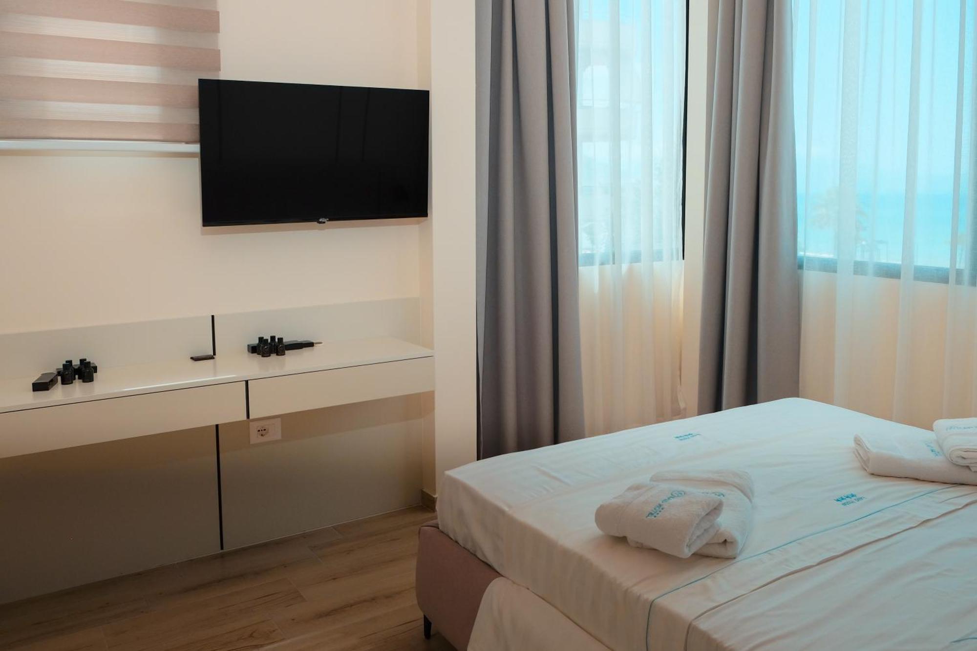 Vlorë Laid Hotel מראה חיצוני תמונה