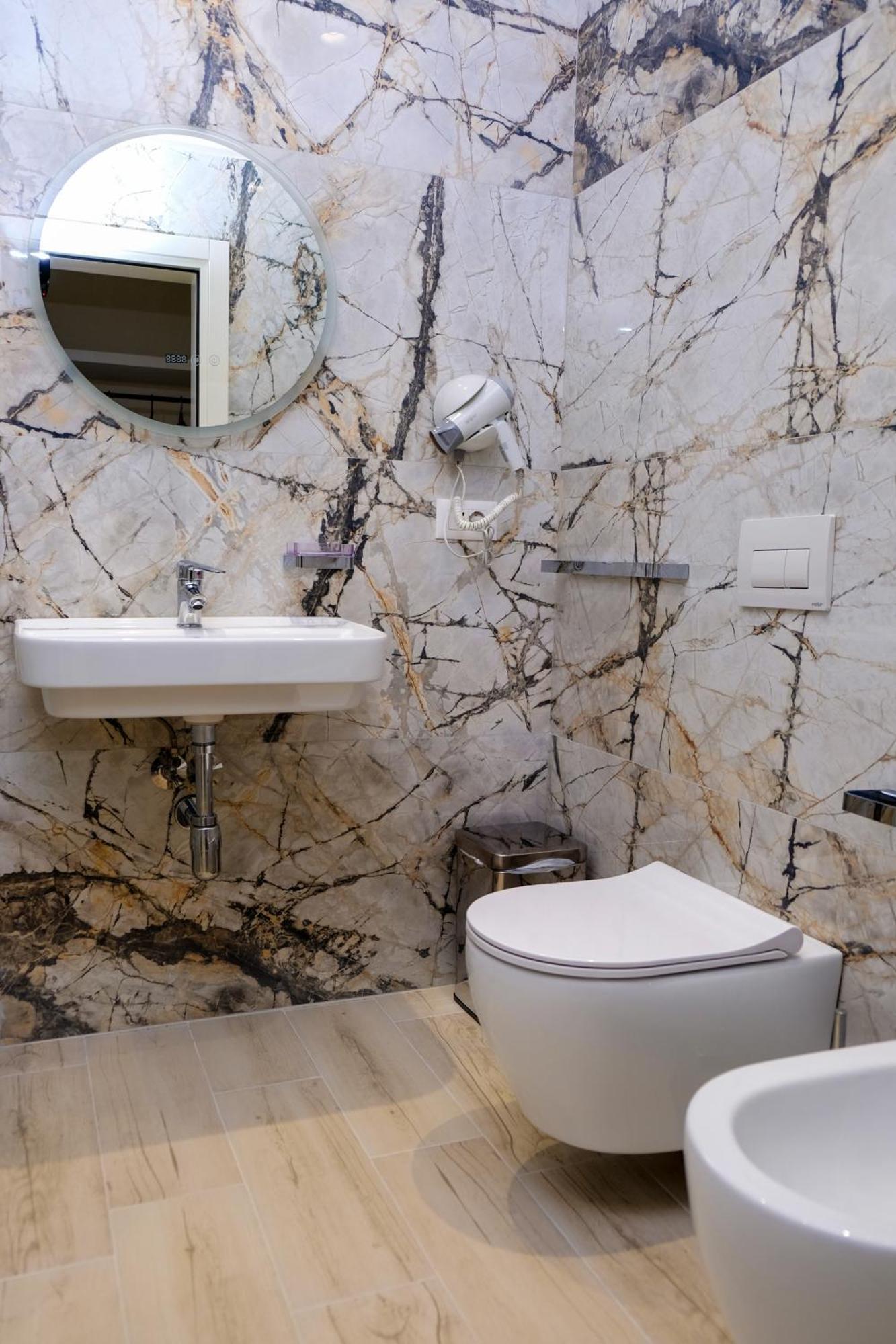 Vlorë Laid Hotel מראה חיצוני תמונה