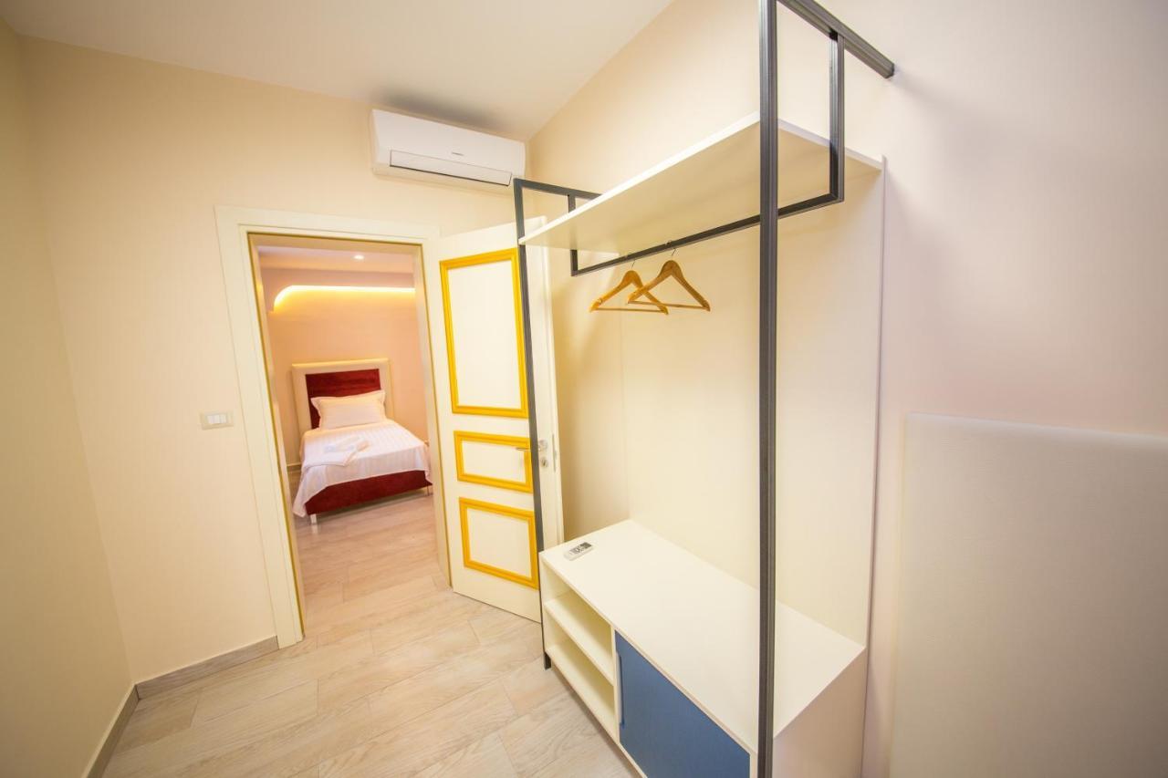 Vlorë Laid Hotel מראה חיצוני תמונה