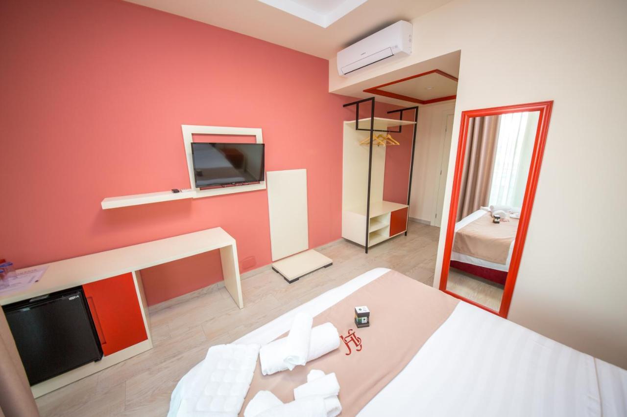 Vlorë Laid Hotel מראה חיצוני תמונה