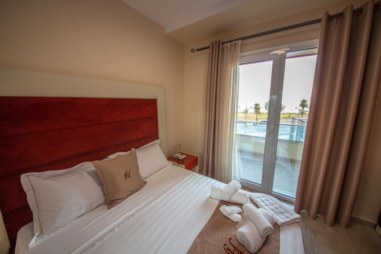 Vlorë Laid Hotel מראה חיצוני תמונה