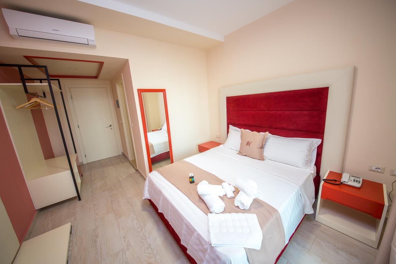 Vlorë Laid Hotel מראה חיצוני תמונה