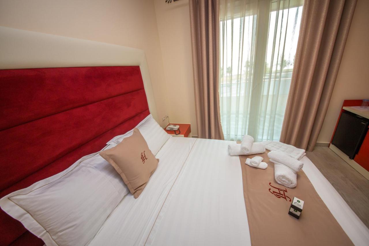 Vlorë Laid Hotel מראה חיצוני תמונה