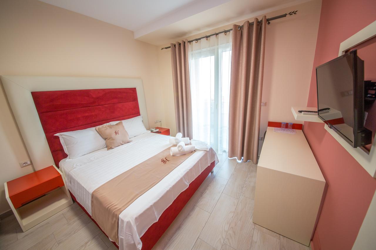 Vlorë Laid Hotel מראה חיצוני תמונה